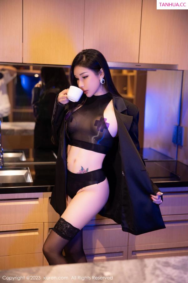 田冰冰  [XiuRen]高清写真图 2023.01.17 No.6143 田冰冰 黑丝美臀第4张图片